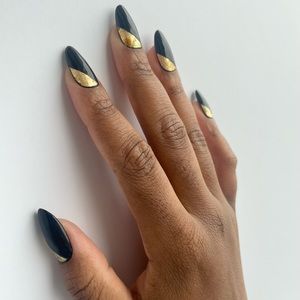 Black and gold nails /Luxury press ons